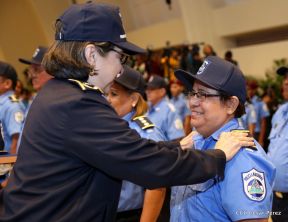 Acto del 38 Aniversario de fundación de la Policía Nacional