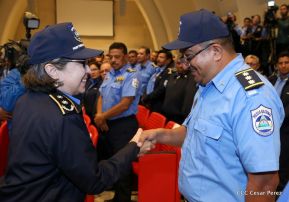 Acto del 38 Aniversario de fundación de la Policía Nacional