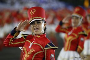 Desfile en saludo a las Fiestas Patrias