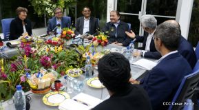 Reunión del Presidente Daniel con Directores del Banco Mundial