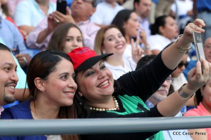 Histórica inauguración de moderno Estadio Nacional de Béisbol "Dennis Martínez"