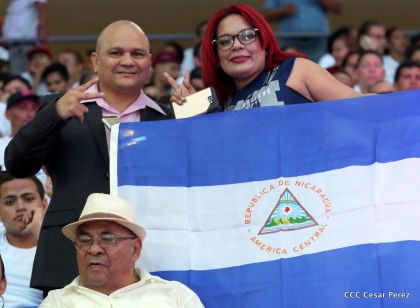 Histórica inauguración de moderno Estadio Nacional de Béisbol "Dennis Martínez"