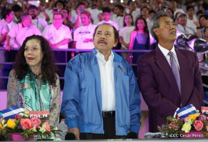 Histórica inauguración de moderno Estadio Nacional de Béisbol "Dennis Martínez"