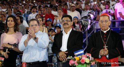 Histórica inauguración de moderno Estadio Nacional de Béisbol "Dennis Martínez"