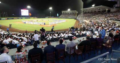 Histórica inauguración de moderno Estadio Nacional de Béisbol "Dennis Martínez"