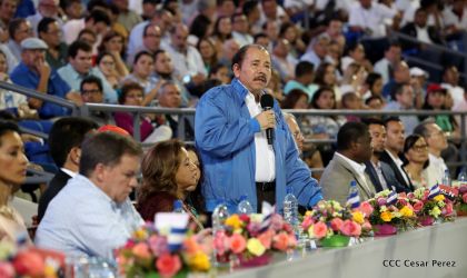 Histórica inauguración de moderno Estadio Nacional de Béisbol "Dennis Martínez"