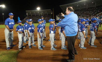Histórica inauguración de moderno Estadio Nacional de Béisbol "Dennis Martínez"