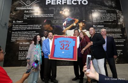 Histórica inauguración de moderno Estadio Nacional de Béisbol "Dennis Martínez"