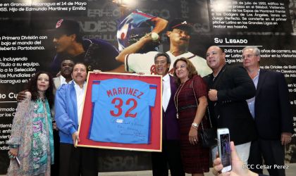 Histórica inauguración de moderno Estadio Nacional de Béisbol "Dennis Martínez"