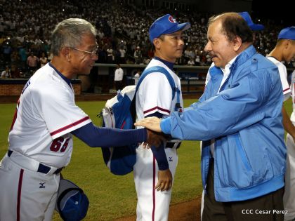 Histórica inauguración de moderno Estadio Nacional de Béisbol "Dennis Martínez"