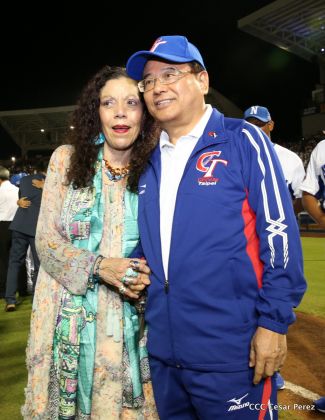 Histórica inauguración de moderno Estadio Nacional de Béisbol "Dennis Martínez"