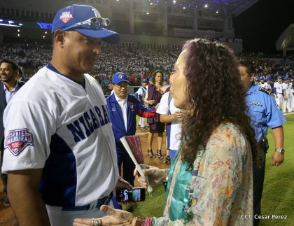 Histórica inauguración de moderno Estadio Nacional de Béisbol "Dennis Martínez"