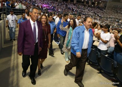 Histórica inauguración de moderno Estadio Nacional de Béisbol "Dennis Martínez"