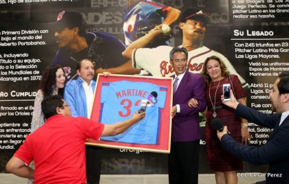 Histórica inauguración de moderno Estadio Nacional de Béisbol "Dennis Martínez"
