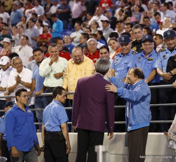 Histórica inauguración de moderno Estadio Nacional de Béisbol "Dennis Martínez"