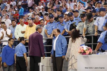 Histórica inauguración de moderno Estadio Nacional de Béisbol "Dennis Martínez"