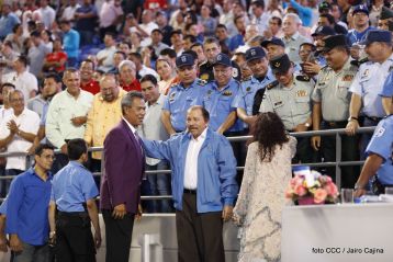 Histórica inauguración de moderno Estadio Nacional de Béisbol "Dennis Martínez"