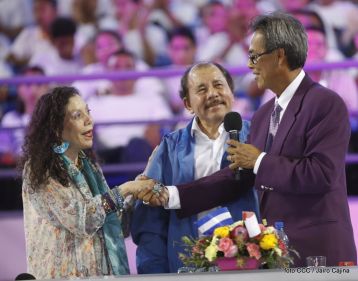 Histórica inauguración de moderno Estadio Nacional de Béisbol "Dennis Martínez"
