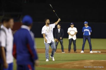 Histórica inauguración de moderno Estadio Nacional de Béisbol "Dennis Martínez"
