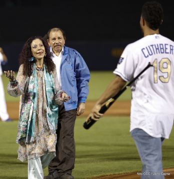 Histórica inauguración de moderno Estadio Nacional de Béisbol "Dennis Martínez"