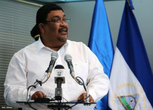 Comisario de Desarrollo UE en visita a Nicaragua