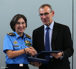 Comisario de Desarrollo UE en visita a Nicaragua