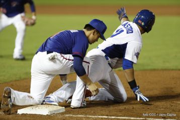 Tercer partido de la Serie Inaugural del Estadio Nacional Dennis Martínez