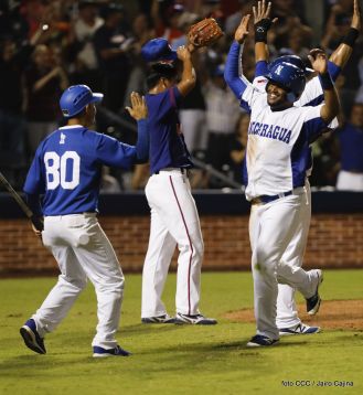 Tercer partido de la Serie Inaugural del Estadio Nacional Dennis Martínez