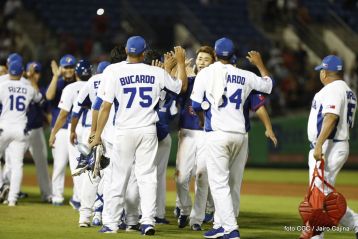 Tercer partido de la Serie Inaugural del Estadio Nacional Dennis Martínez