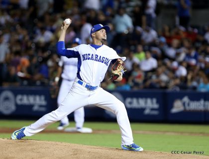 Tercer partido de la Serie Inaugural del Estadio Nacional Dennis Martínez