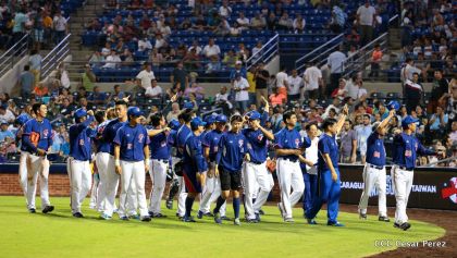 Tercer partido de la Serie Inaugural del Estadio Nacional Dennis Martínez