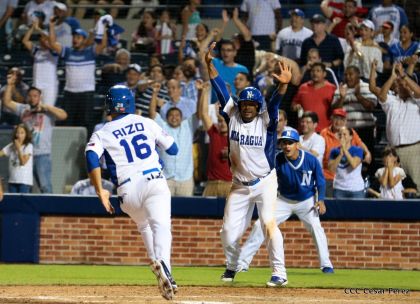 Tercer partido de la Serie Inaugural del Estadio Nacional Dennis Martínez