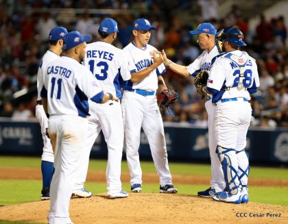 Tercer partido de la Serie Inaugural del Estadio Nacional Dennis Martínez