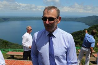 Comisario de Desarrollo UE en visita a Nicaragua