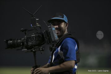 Juego inaugural de la Liga Profesional de Béisbol en nuevo Estado Nacional "Dennis Martínez"