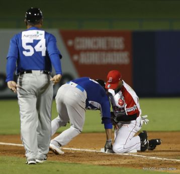 Juego inaugural de la Liga Profesional de Béisbol en nuevo Estado Nacional "Dennis Martínez"