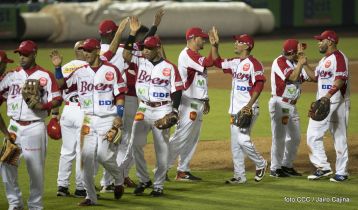 Juego inaugural de la Liga Profesional de Béisbol en nuevo Estado Nacional "Dennis Martínez"