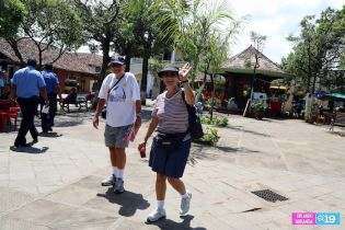 Arribo de crucero Coral Princess a San Juan del Sur