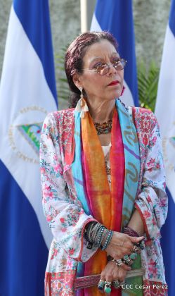 Comandante Daniel y Compañera Rosario ejercen su derecho al voto en Elecciones Municipales 2017