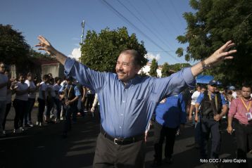 Comandante Daniel y Compañera Rosario ejercen su derecho al voto en Elecciones Municipales 2017