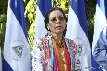 Comandante Daniel y Compañera Rosario ejercen su derecho al voto en Elecciones Municipales 2017