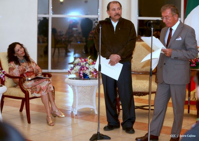 Presidente Daniel recibe Cartas Credenciales de 4 nuevos Embajadores