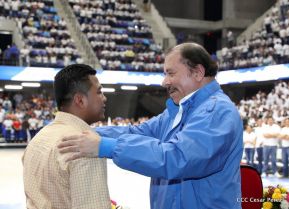 Inauguración del Polideportivo Alexis Argüello