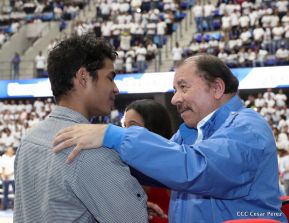 Inauguración del Polideportivo Alexis Argüello
