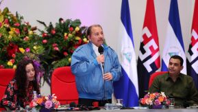 Daniel y Rosario rinden homenaje al Comandante Fidel Castro Ruz