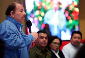 Daniel y Rosario rinden homenaje al Comandante Fidel Castro Ruz