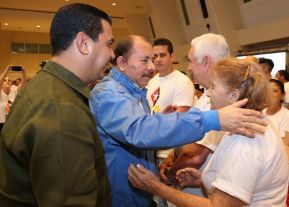 Daniel y Rosario rinden homenaje al Comandante Fidel Castro Ruz