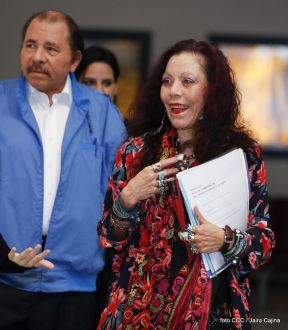 Daniel y Rosario rinden homenaje al Comandante Fidel Castro Ruz