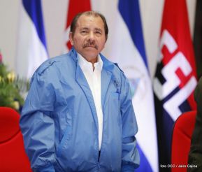 Daniel y Rosario rinden homenaje al Comandante Fidel Castro Ruz