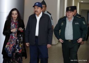 Acto de graduación de cadetes del Centro Superior de Estudios Militares “José Dolores Estrada Vado”